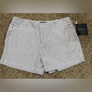 NWT Size 8 Cynthia Rowley Striped Shorts